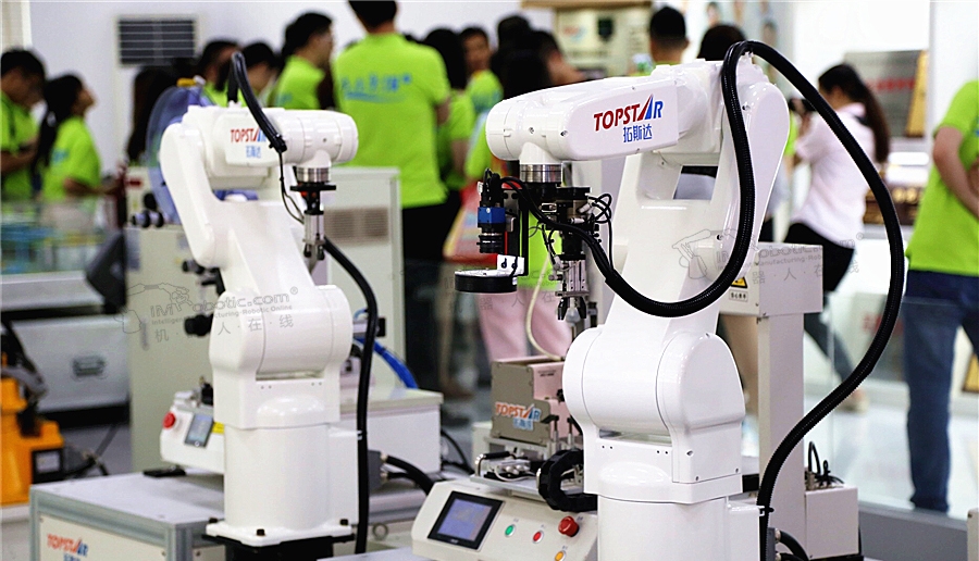 億達機器人最新消息,億達機器人最新消息??科技前沿，引領(lǐng)未來！