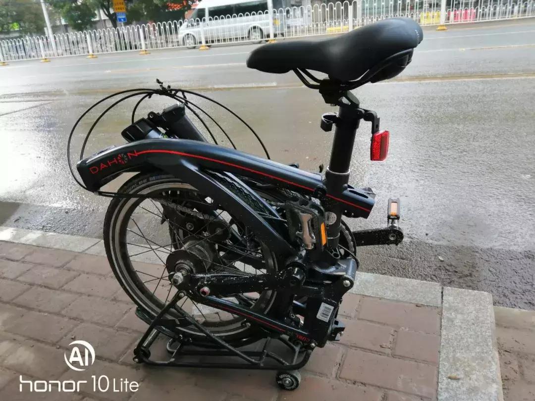 最新折疊車，城市中的便捷溫情紐帶