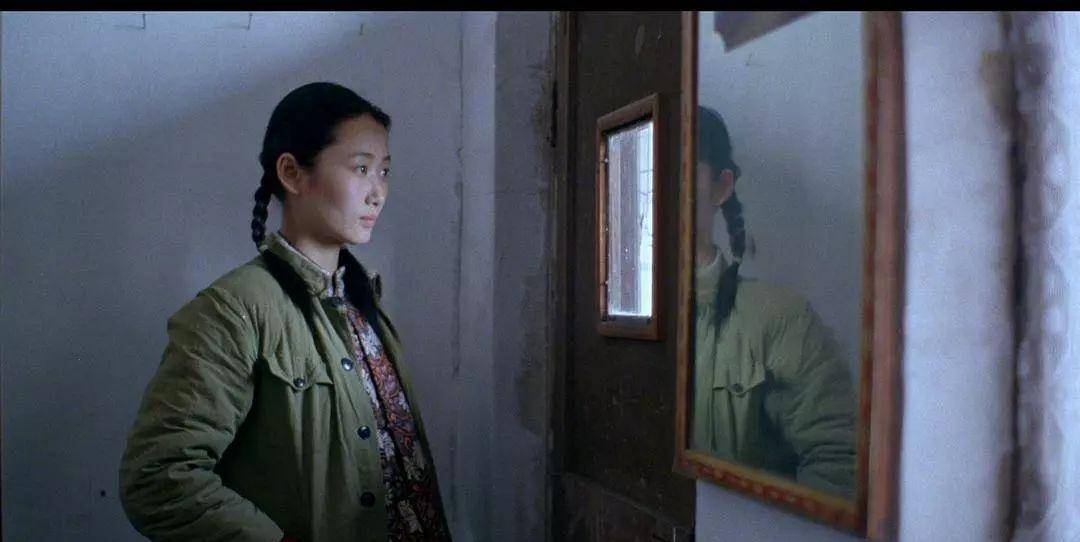 演員任逍遙，舞臺與銀幕的魅力人生探索