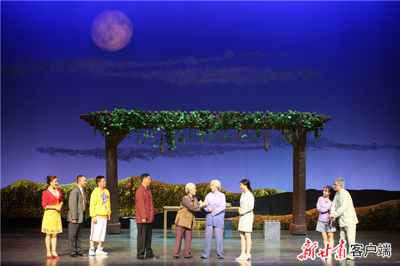 十五的月亮，科技引領(lǐng)重塑生活體驗(yàn)電視劇