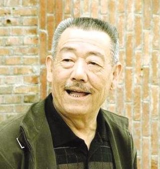 演員鰲，演藝之路的閃耀之星