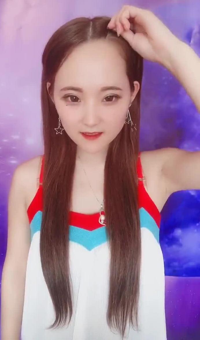 最新美拍編發(fā)教程，輕松打造時(shí)尚發(fā)型，瞬間提升你的魅力值！