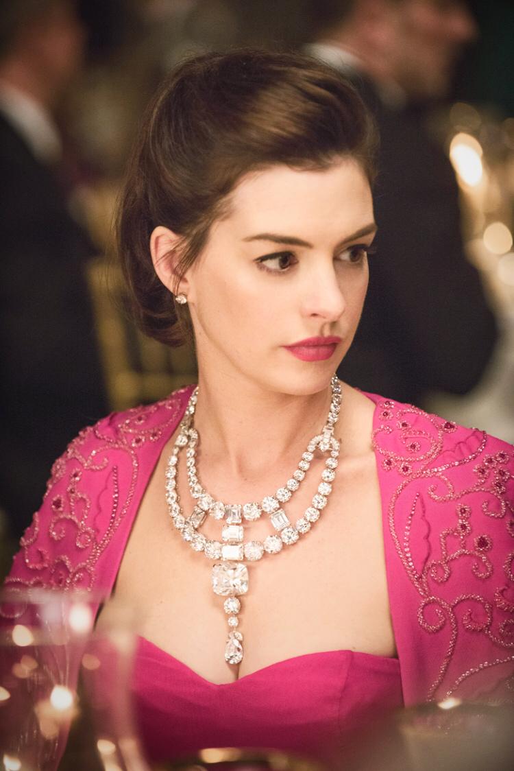 美國(guó)著名女演員傾力代言的高科技產(chǎn)品，未來(lái)生活新篇章開(kāi)啟！