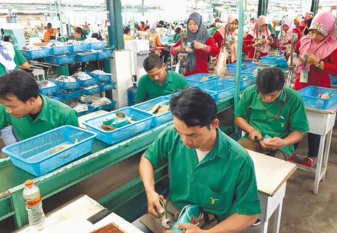 九興鞋業(yè)最新職位招聘，日常趣事與職業(yè)發(fā)展的交匯點(diǎn)