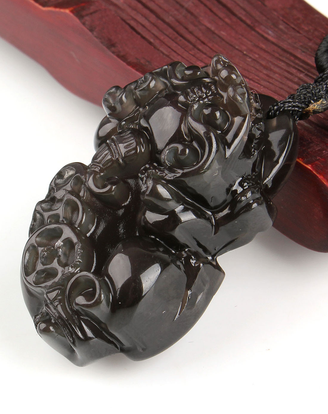 黑曜石貔貅吊墜價格深度解析與觀點闡述