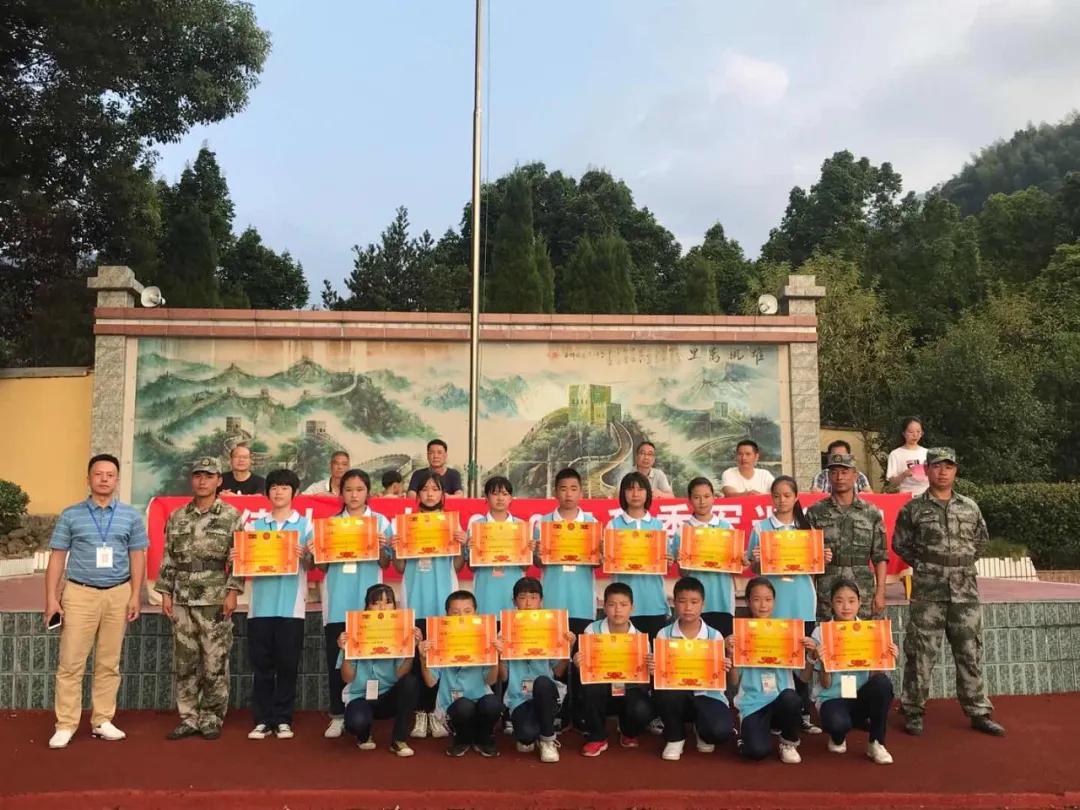 科技、社會與經(jīng)濟熱點話題的最新新聞摘要探討