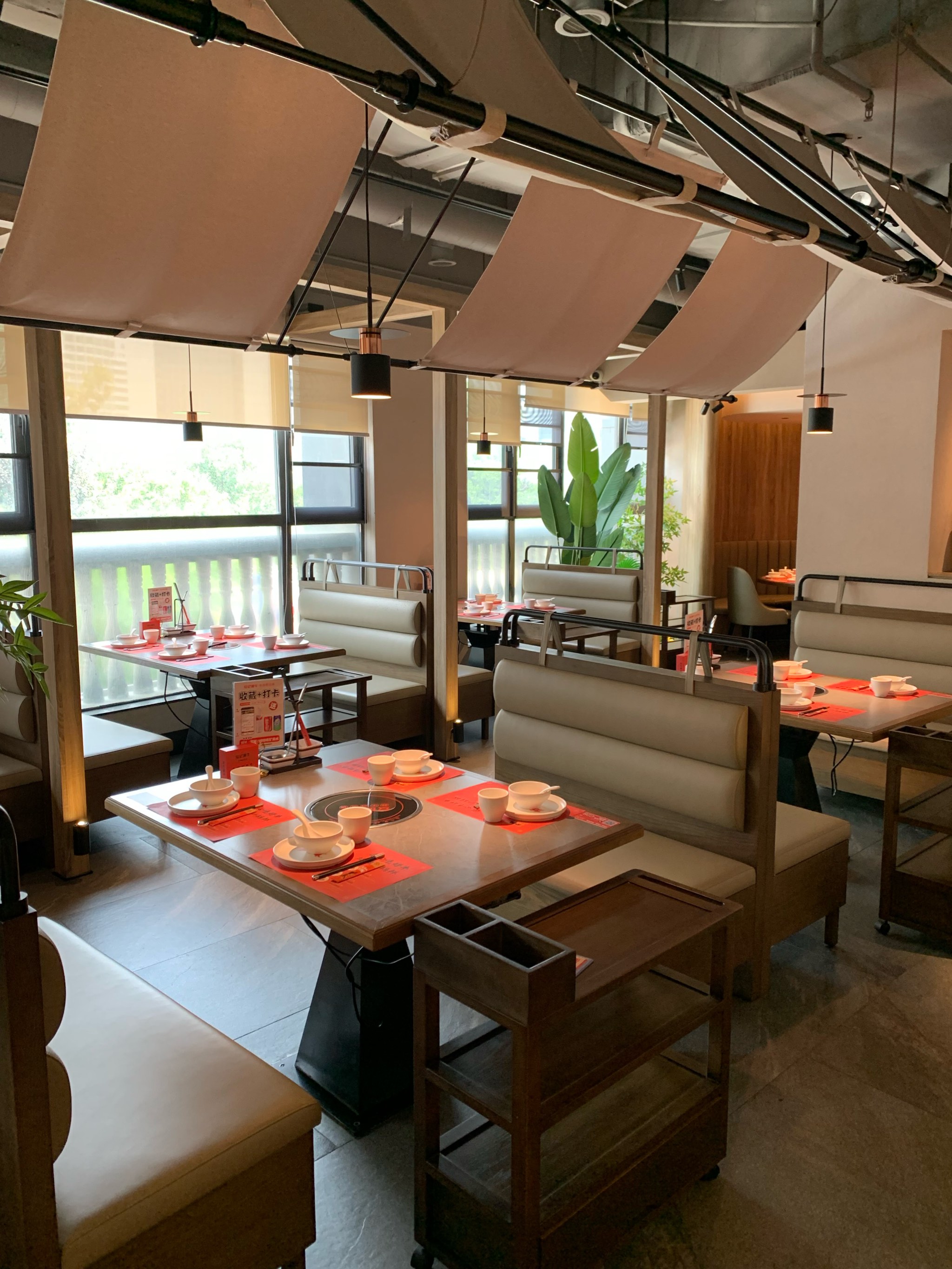 ??餐廳新動(dòng)態(tài)揭秘，美食新風(fēng)尚引領(lǐng)味蕾盛宴！