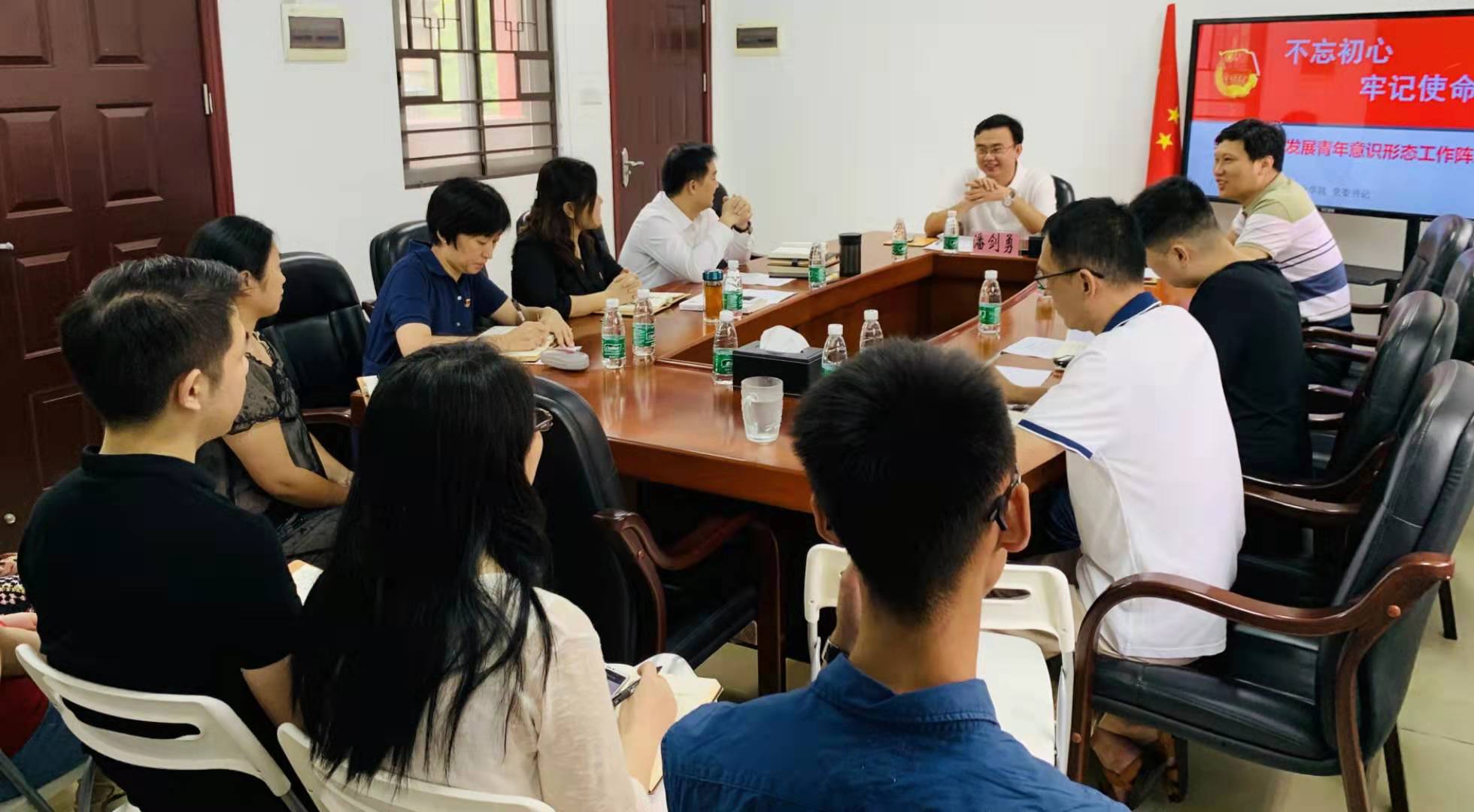 自然美景之旅，黨團課最新與內(nèi)心的平和寧靜探尋