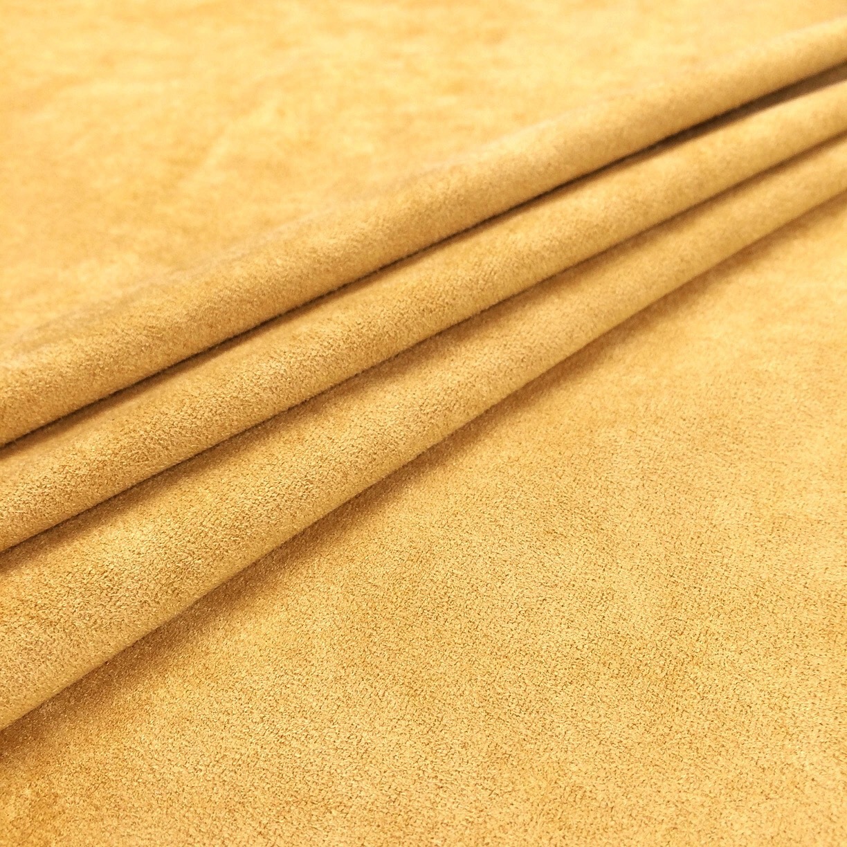 最新麂皮絨，時(shí)尚界的寵兒