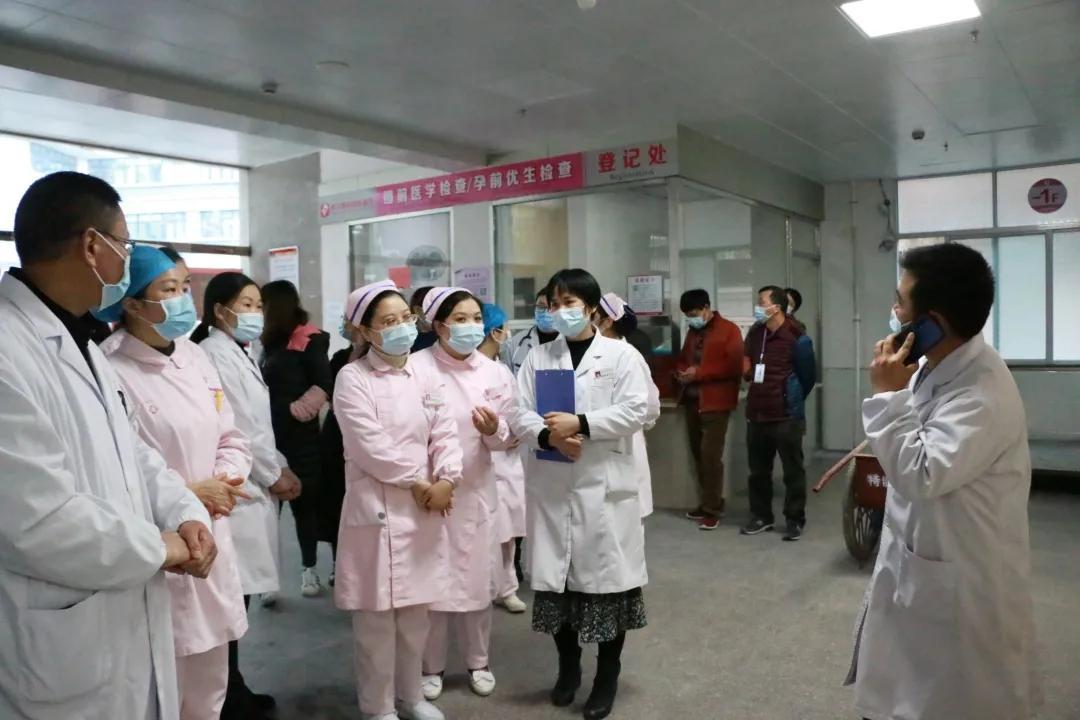 肺炎最新人員動態(tài)，變化帶來力量，學(xué)習(xí)鑄就自信與成就成就之路