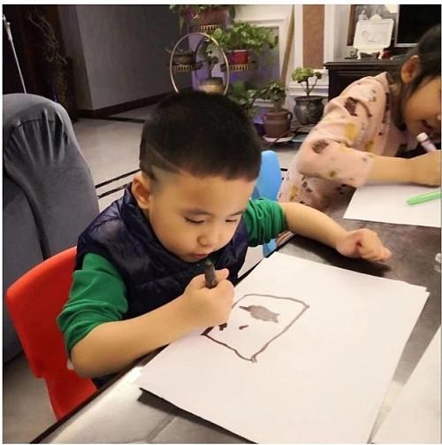 科技智能守護童年，幼兒園停課最新動態(tài)